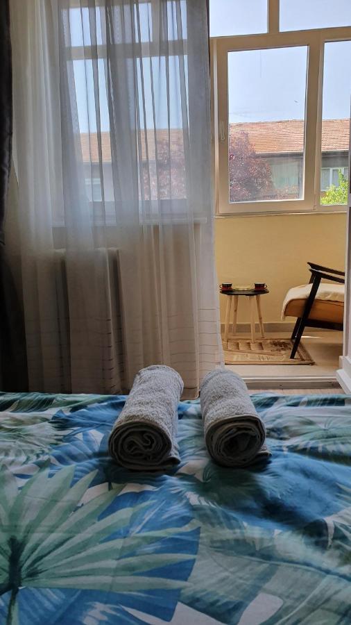 דירות אורדאה Apartament Estera מראה חיצוני תמונה