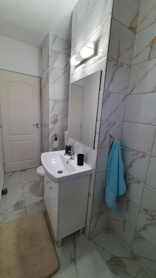 דירות אורדאה Apartament Estera מראה חיצוני תמונה