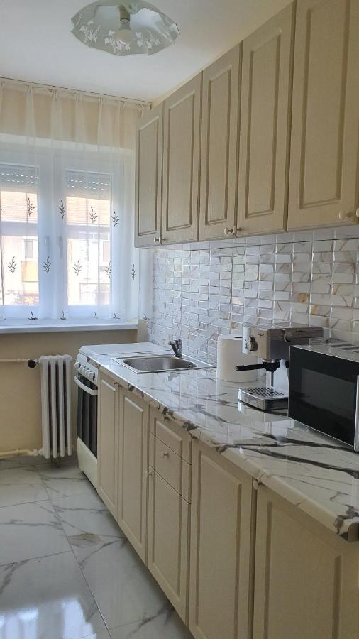דירות אורדאה Apartament Estera מראה חיצוני תמונה